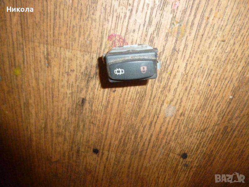 Бутон,копче централно заключване Рено Лагуна 2-комби, снимка 1