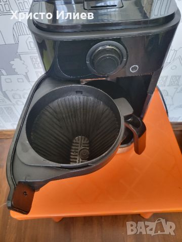 Кафемашина PHILIPS GRIND & BREW HD7767 с кафемелачка и кана, снимка 12 - Кафемашини - 46588747