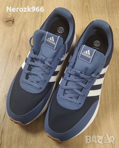 Чисто нови Мъжки спортни обувки Adidas ! кожа, бяло/синьо, 45 1/3 EU, снимка 1 - Маратонки - 45527741