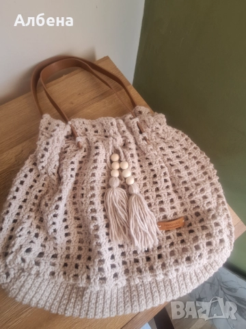 Ръчно плетени дамски чанти