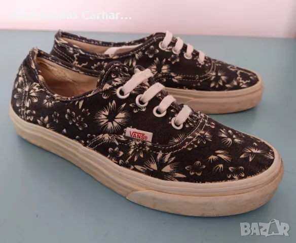  Vans - оригинални дамски кецове!, снимка 2 - Кецове - 44795629