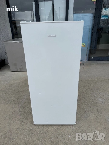 Хладилник AEG Elektrolux 121 см, снимка 4 - Хладилници - 53945708