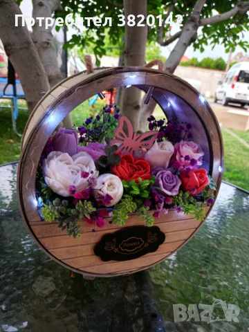 Светеща кашпа с ароматни цветя , снимка 1