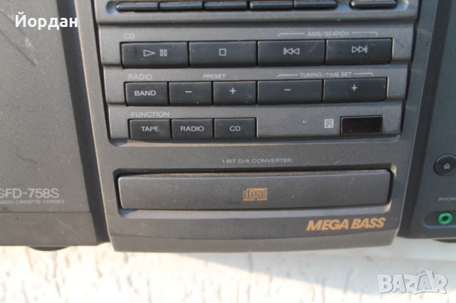 Радио ''Sony CFD 758 S Mega Bass'', снимка 5 - Радиокасетофони, транзистори - 51378662