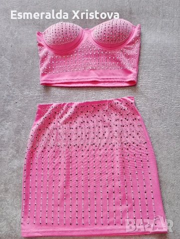 розов сет от топ бюстие и пола с камъни, снимка 3 - Корсети, бюстиета, топове - 54227407