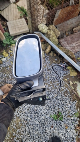 дясно голямо огледало dqsno golqmo ogledalo Пасат 5.5 VW PASAT PASSAT B5.5 , снимка 2 - Части - 52672429