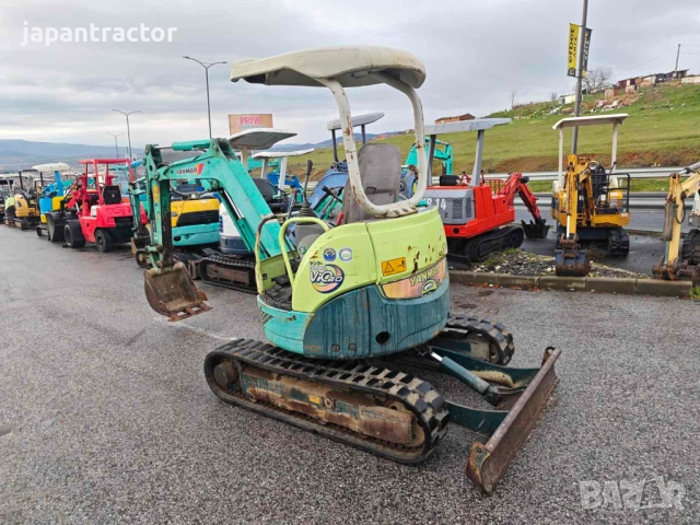багер Yanmar vio 20, снимка 3 - Индустриална техника - 53632577