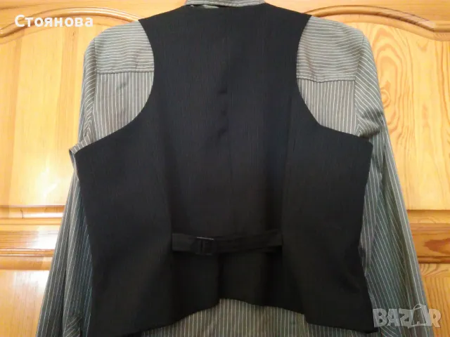 Елегантен дамски къс втален елек, снимка 9 - Елеци - 50189334