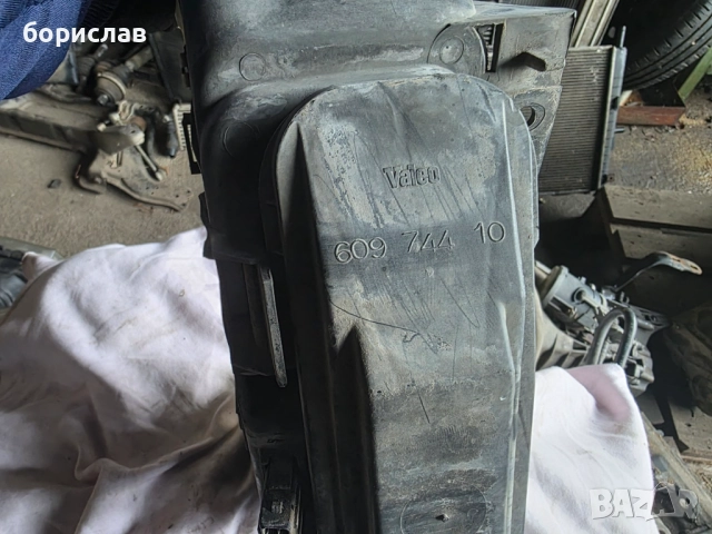 Десен фар за Ситроен Ксантия , снимка 3 - Части - 52436767