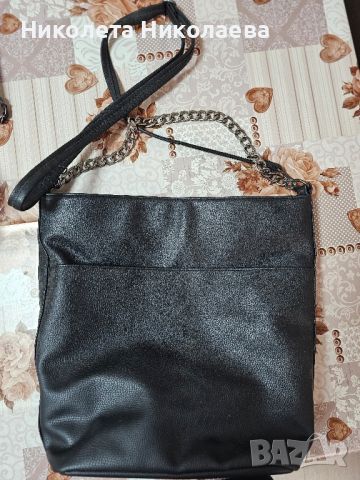 Черна кожена чанта тип торба