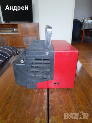 Стар телевизор Silelis-405D-1, снимка 2 - Антикварни и старинни предмети - 53011372