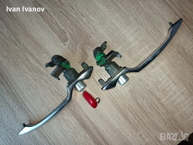 Външни дръжки за Алфа 156 комплект с 1 червен ключ. , снимка 3 - Части - 49704823