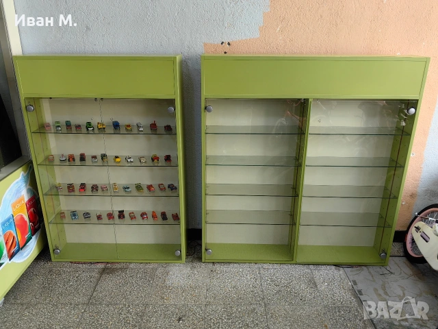 витрини подходящи за колекционерски модели 