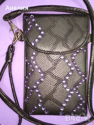 Дамски малки чантички за телефон и ключове, снимка 13 - Чанти - 51497956