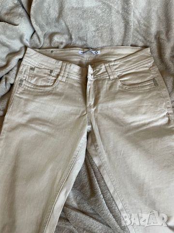 Terranova Нов дамски бежов панталон с ниска талия, М, снимка 4 - Панталони - 45719195