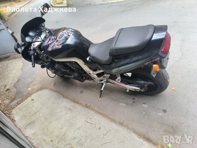 Suzuki gsxr750w на части!!!, снимка 2 - Мотоциклети и мототехника - 50988040