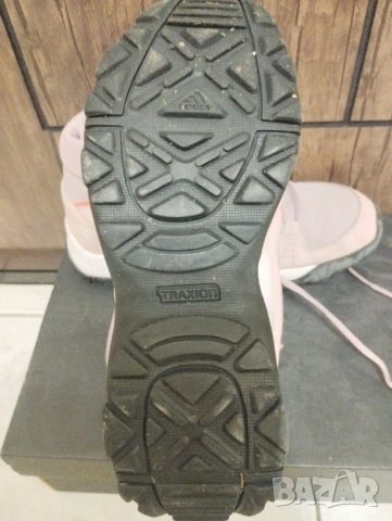 Адидас , снимка 3 - Детски маратонки - 53829912