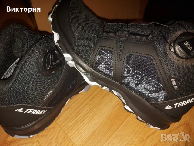 Нови Adidas боти 37, 38 39 номер, снимка 3 - Детски боти и ботуши - 47825682