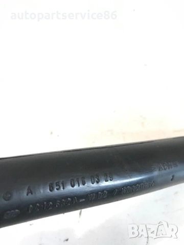 Капачка за наливане на масло за Mercedes W906 Sprinter 2.2 CDI OM651 (2011) A6510160329 , снимка 3 - Части - 53872691