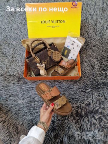 Дамски Чехли Louis Vuitton Код D61 - Различни цветове, снимка 7 - Чехли - 46396001