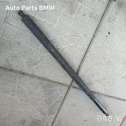 Амортисьор багажник BMW E61 амортисьори задна врата, снимка 1