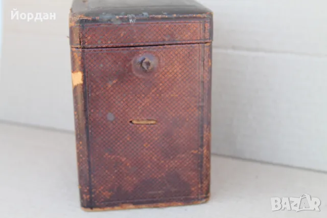 Стар каретен бронзов пътнически часовник , снимка 2 - Антикварни и старинни предмети - 50099272