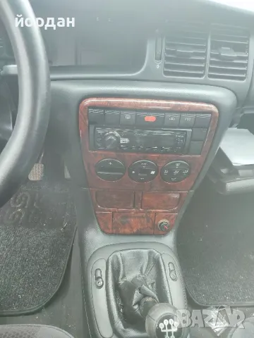 Опел Вектра 1.6 бензин , снимка 8 - Автомобили и джипове - 50257269