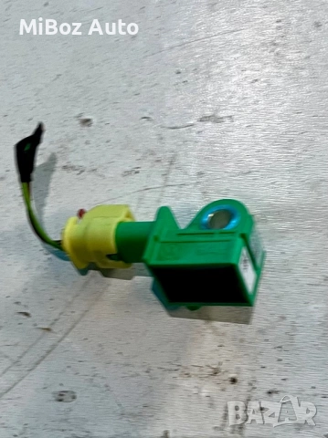 Датчик сензор airbag еърбег Фолксваген Голф 6 VW Golf, снимка 2 - Части - 53582088