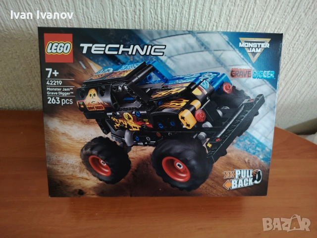 LEGO® Technic 42219 - Monster Jam™ Grave Digger™ огън и лед
