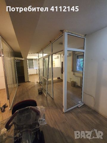 Стъклена преграда за помещения, съклени врати и ал. дограма с врата, снимка 1 - Дограми - 45949395