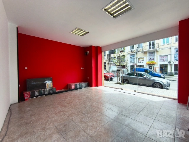 Офис Магазин Ателие Фердинандова 63, снимка 2 - Магазини - 54194259