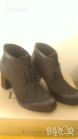 Удобни и леки боти - набук - нови!