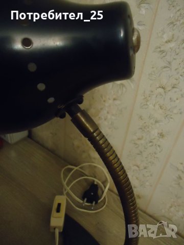 Настолна лампа-ретро, снимка 3 - Антикварни и старинни предмети - 45817535