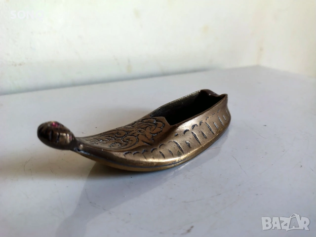 Стар Бронзов Пепелник-Обувка, снимка 3 - Антикварни и старинни предмети - 53144421