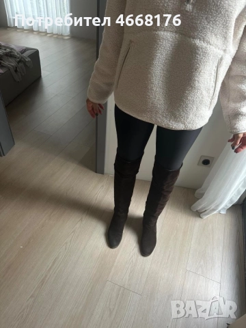 Велурени чизми Benetton