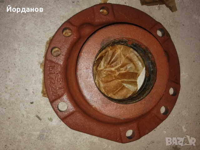 Капак за диференциал на трактор Т-150к ,Кат.№151.72.221, снимка 2 - Селскостопанска техника - 51143014