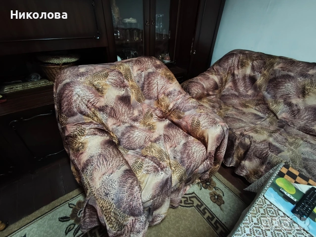 Холова гарнитура – разтегателен диван + 2 фотьойла + покривала, снимка 3 - Дивани и мека мебел - 53685242