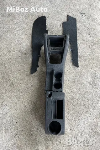 Централна конзола Фолксваген Голф 5 VW Golf