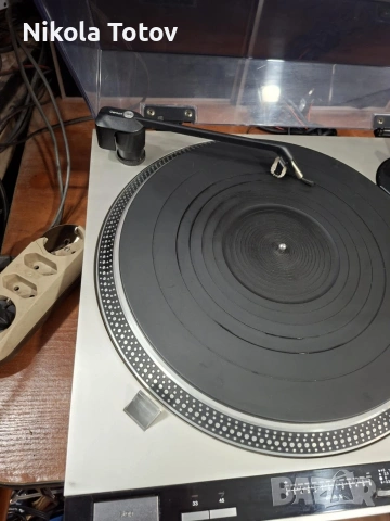 Продава се грамофон Technics Quartz SL-1700 MK2. , снимка 6 - Грамофони - 53420492