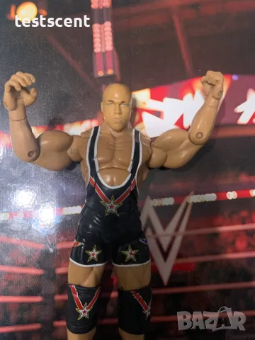 Екшън фигура WWE Kurt Angle Кърт Енгъл Jakks 2005  играчка олимпийски медалист Deluxe Aggression, снимка 9 - Колекции - 48386293