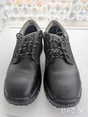 Работни обувки немски Uvex, снимка 2 - Други - 52304690