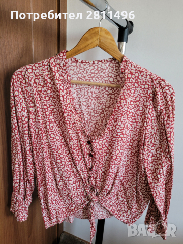 Дамска блуза с флорални мотиви, снимка 1 - Блузи с дълъг ръкав и пуловери - 44954155