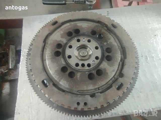 демпферен маховик