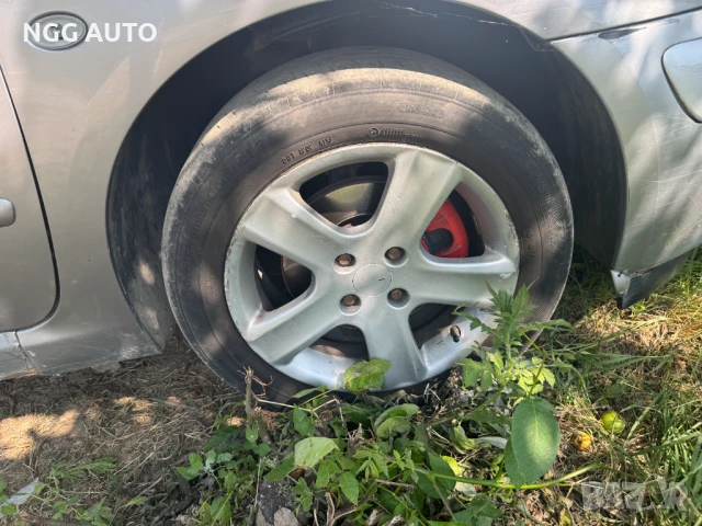 Peugeot 307 2.0 HDI 2004 г. - на части!, снимка 9 - Автомобили и джипове - 50716168