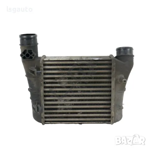 Интеркулер Seat Exeo 3R  2008-2013 ID: 132872, снимка 2 - Части - 46989838