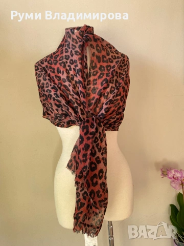 Леопардов шал от 100 % вълна, снимка 4 - Шалове - 53889195