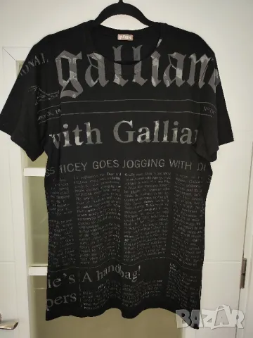 John Galliano Black gazette Мъжка тениска, L , снимка 1 - Тениски - 47546594