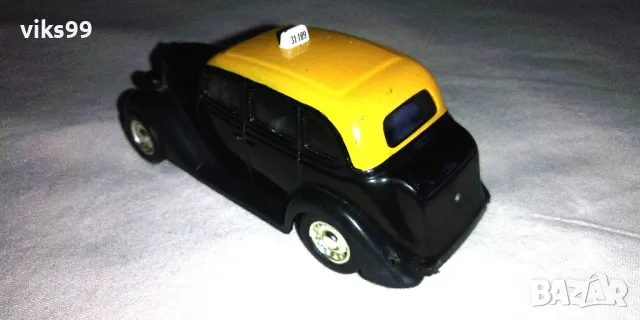 Amercom Ford V8 1950 Montevideo Taxi - Мащаб 1:43, снимка 2 - Колекции - 48994065