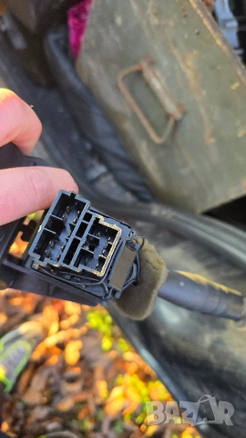 Лост за светлини и мигачи Пежо 306, снимка 2 - Части - 53068038