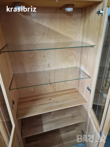 Масивна Витрина с Осветление-внос от Германия!, снимка 4 - Секции и витрини - 49907134